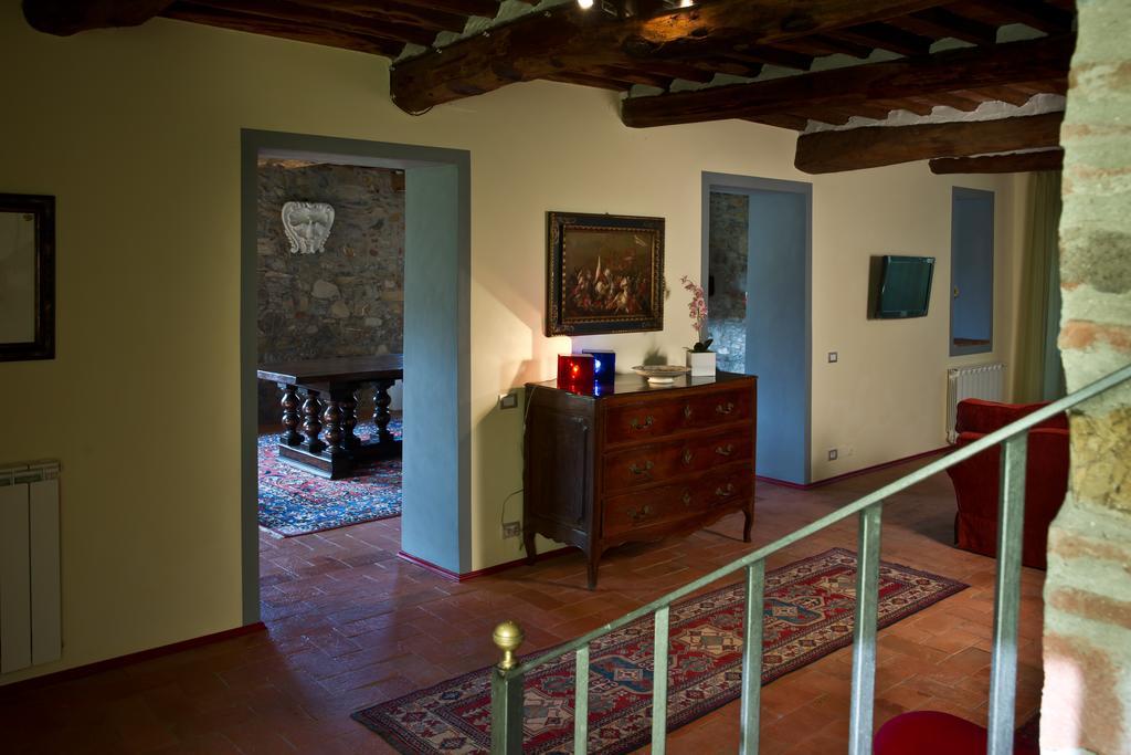 Suite Accommodation Mastiano Екстер'єр фото