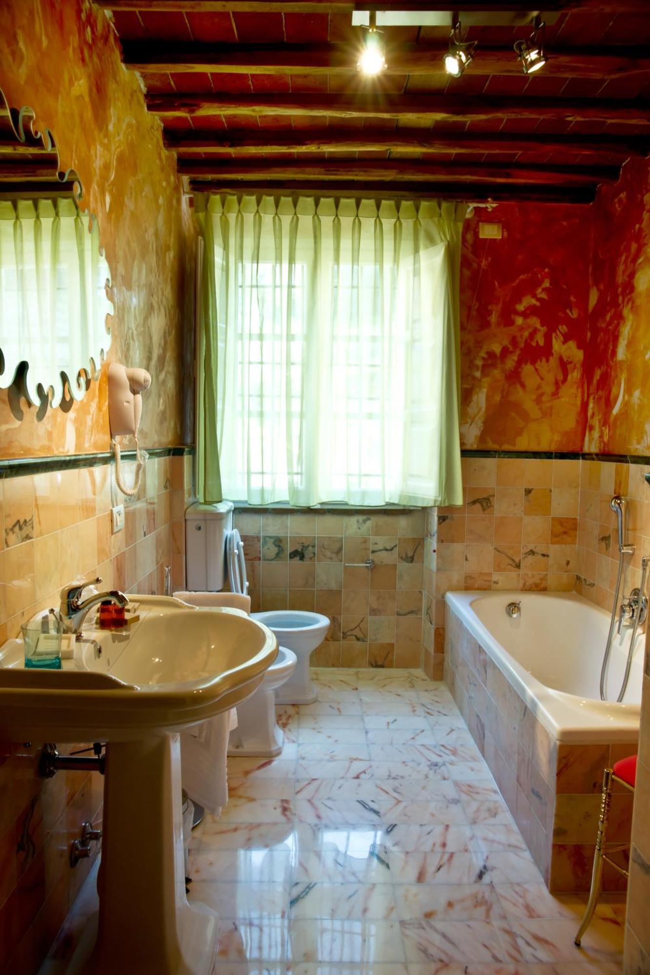 Suite Accommodation Mastiano Номер фото