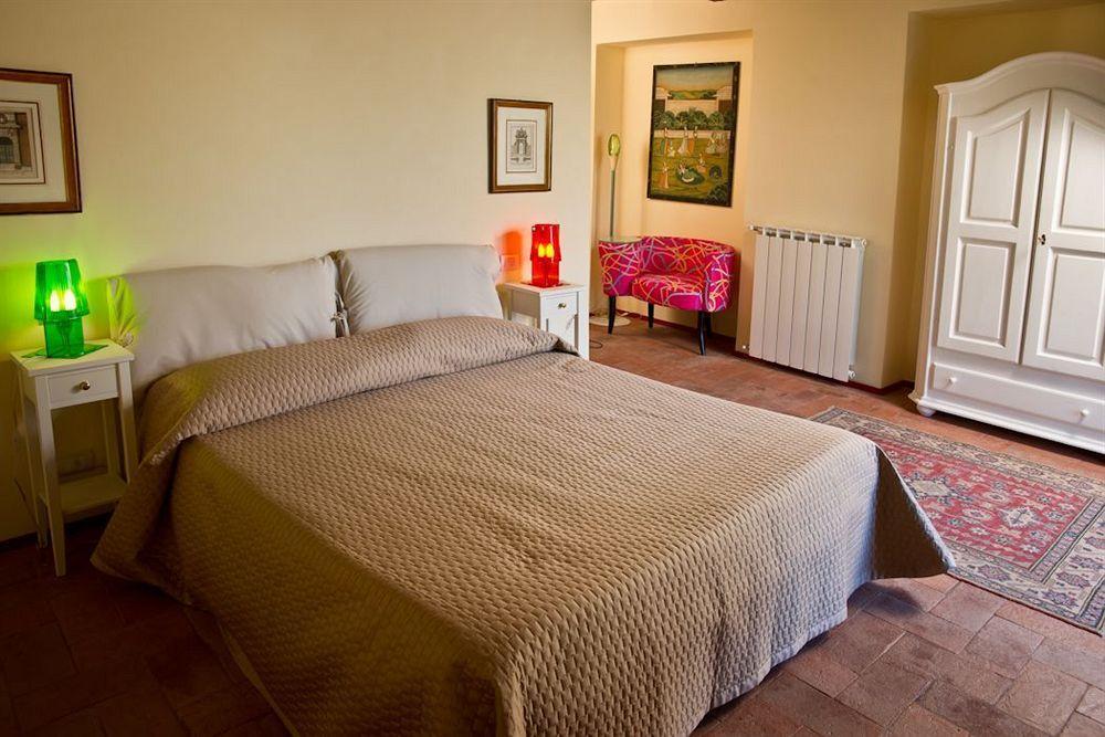 Suite Accommodation Mastiano Екстер'єр фото