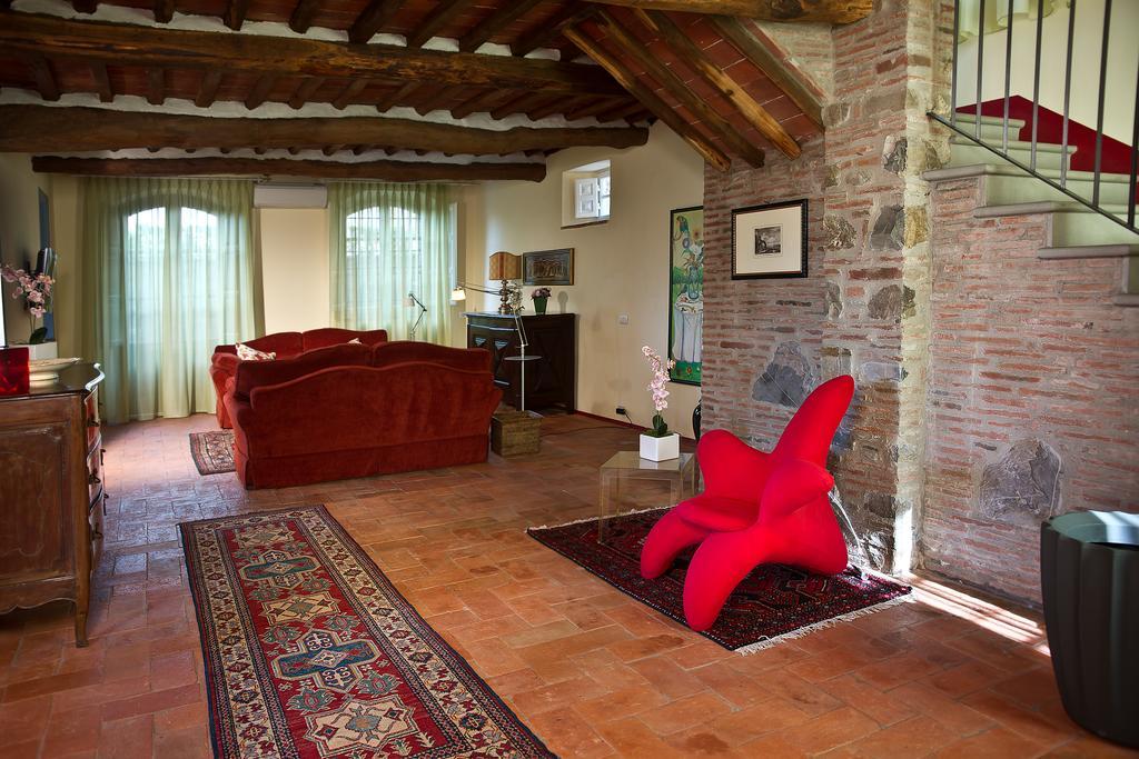 Suite Accommodation Mastiano Екстер'єр фото