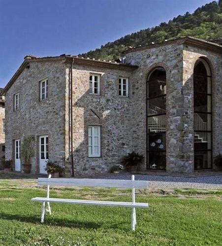 Suite Accommodation Mastiano Екстер'єр фото